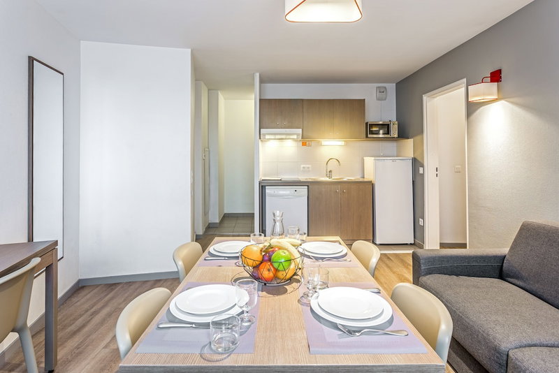 Appart'City Confort Amiens Gare, Amiens, France