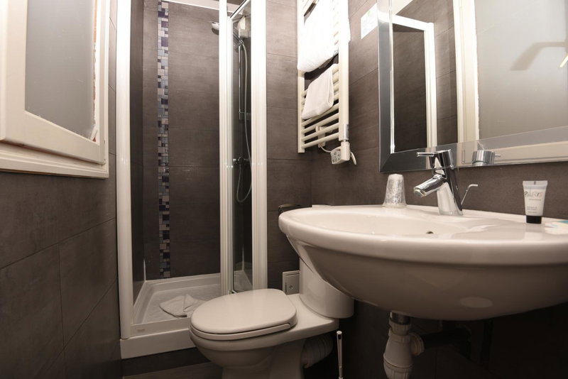 Amélie Hotel, Paris, France