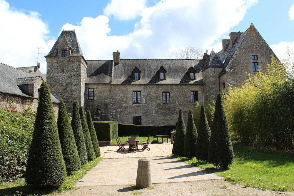 Hotel · La Maison Obono Hôtel & Spa, Bono