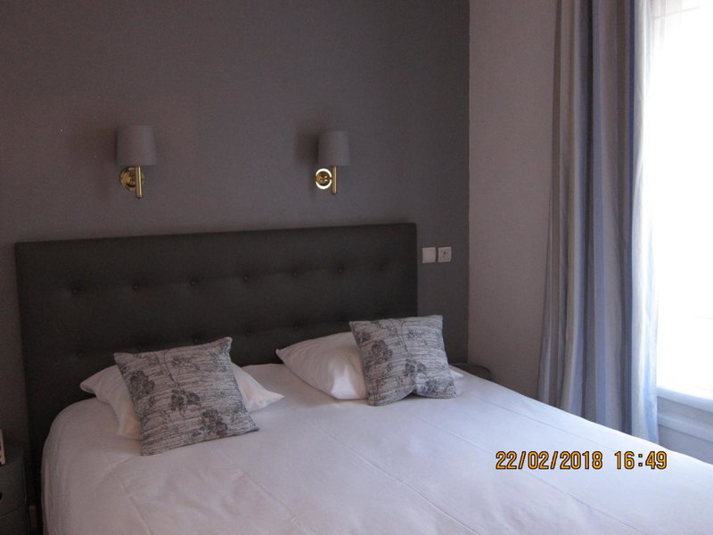Hôtel L'Amiral, Paris, France