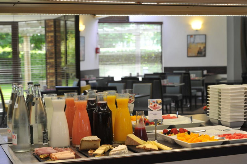 Mercure Maurepas Saint Quentin, Maurepas, France