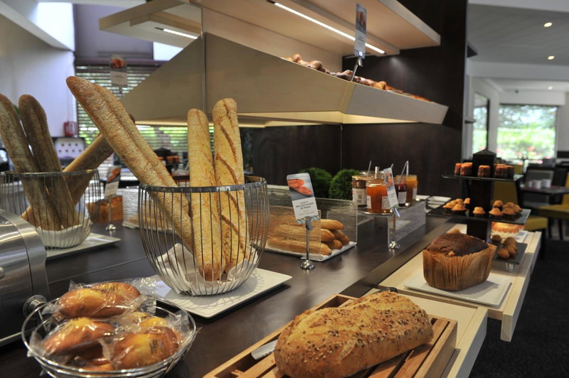 Mercure Maurepas Saint Quentin, Maurepas, France