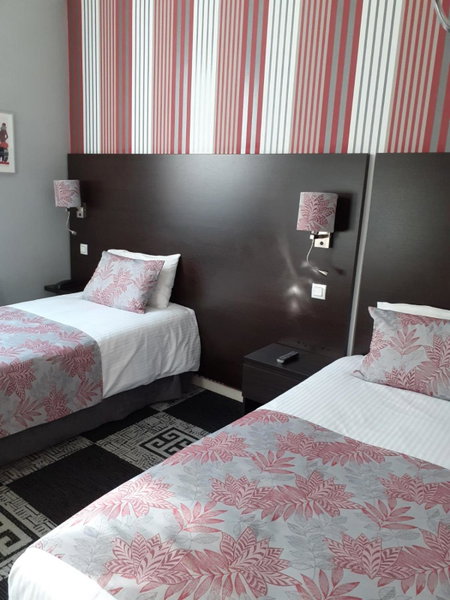 Logis Hotel - Le Charleston, Le Mans, France