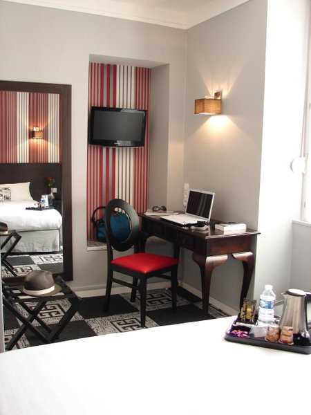 Logis Hotel - Le Charleston, Le Mans, France
