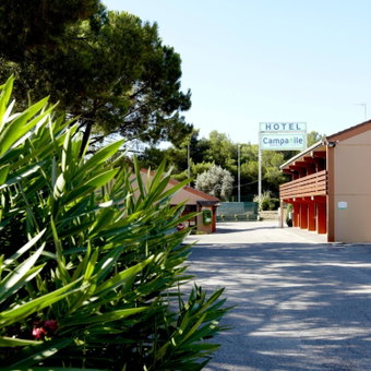 Campanile NATURE - Martigues, Martigues, France