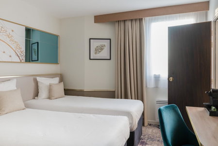 Brit Hotel Orléans St Jean de Braye - L'Antarès, Saint-Jean-de-Braye, France