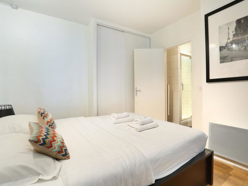 Rent a Room - Residence Caire, Montorgueil, Paris, France
