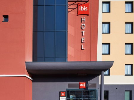 Ibis Montlhery Paris Sud, Montlhery, France