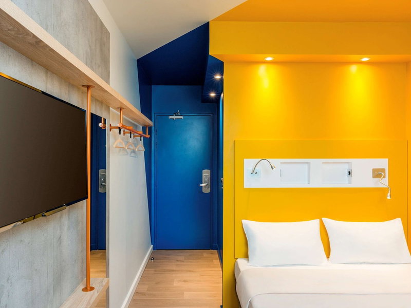 ibis budget Amiens Centre Gare, Amiens, France