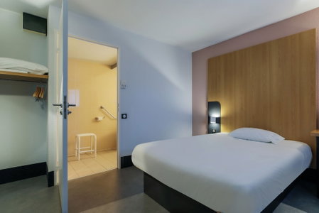 B&B HOTEL Metz Augny, Augny, France