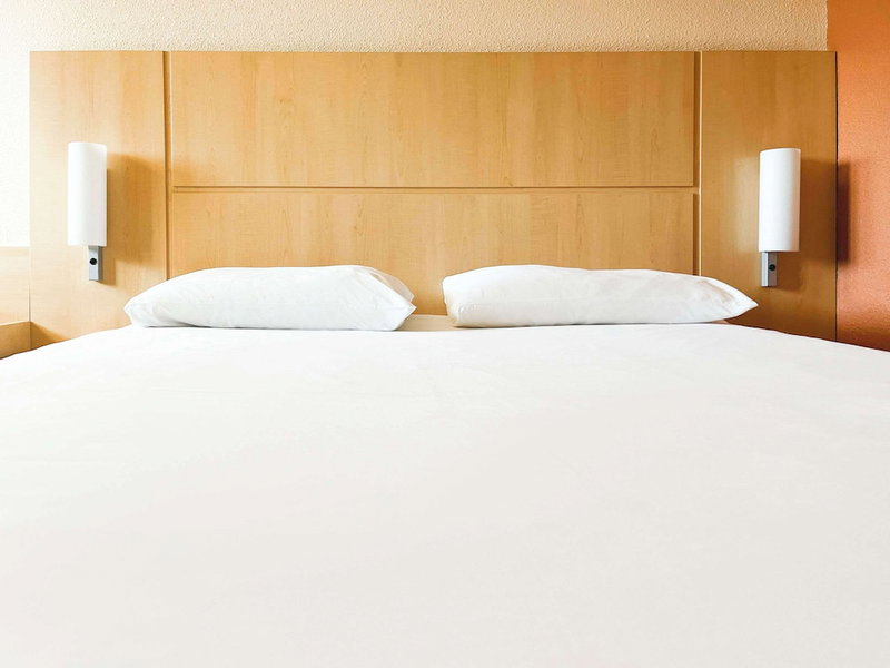 ibis Nimes Ouest, Nîmes, France