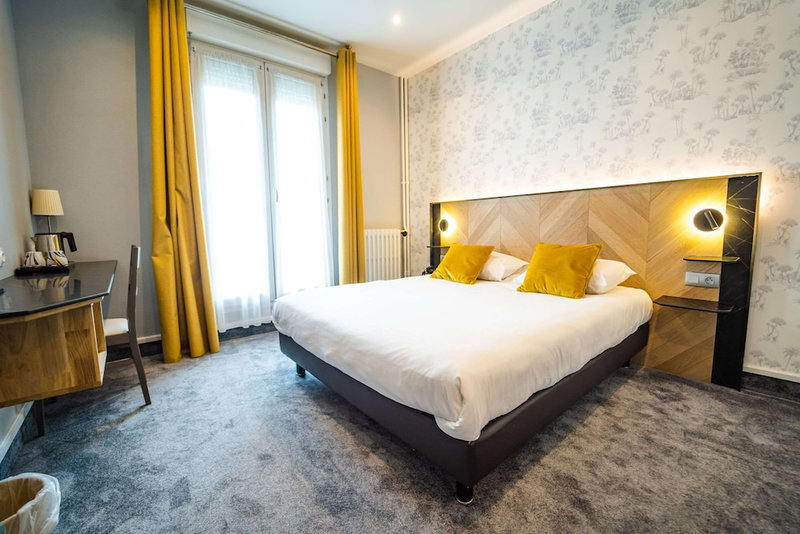 Brit Hotel Le Royal - Troyes, Troyes, France