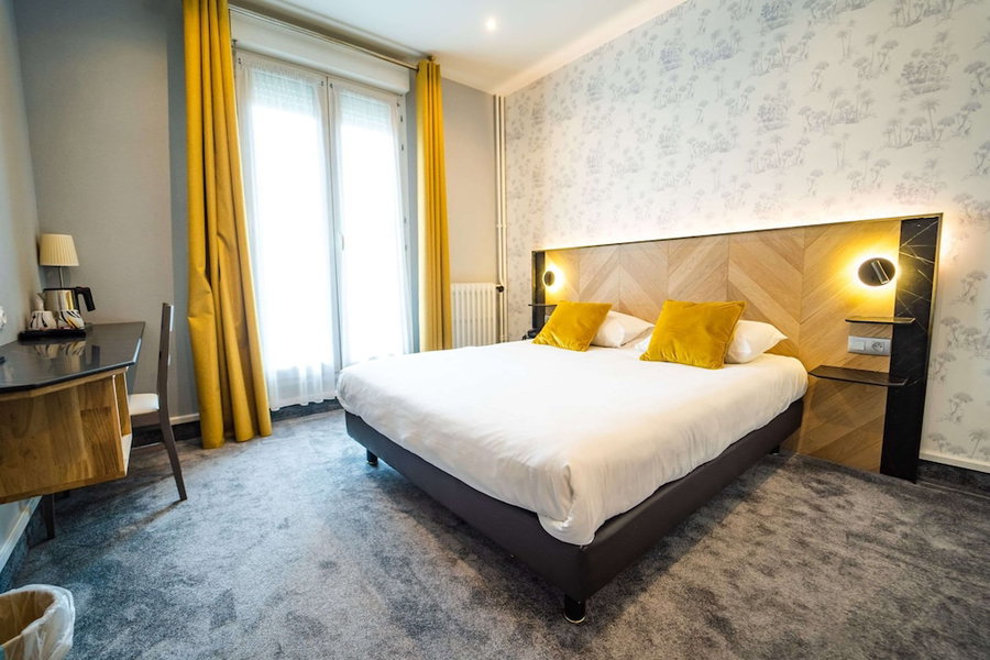 Brit Hotel Le Royal - Troyes, Troyes, France
