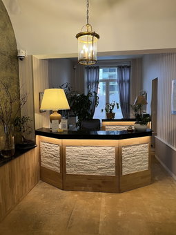 Brit Hotel Le Royal - Troyes, Troyes, France
