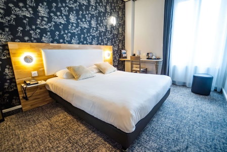 Brit Hotel Le Royal - Troyes, Troyes, France