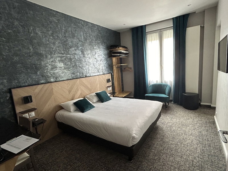 Brit Hotel Le Royal - Troyes, Troyes, France