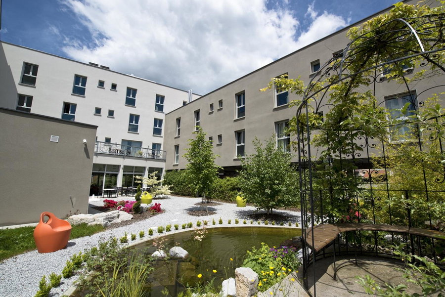 Logis Hôtel Victor Hugo & Spa, Besançon, France