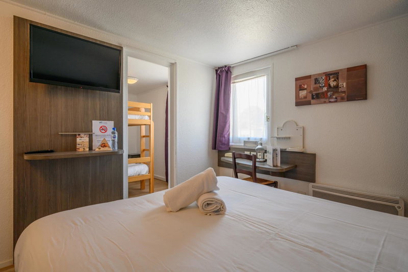 Brit Hotel Reims La Neuvillette, Reims, France