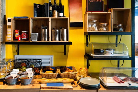 Logis Hôtel & Restaurant La Villa Bleue, Cambo-les-Bains, France