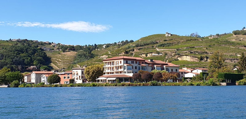 Hôtel Beau Rivage Condrieu, Condrieu, France
