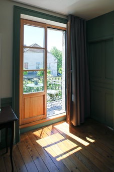 Arc en Sel Guesthouse, Arc-et-Senans, France