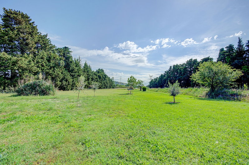 Mas D'auseu, Plan-d'Orgon, France