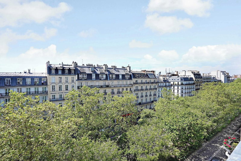 Hôtel Leon, Paris, France