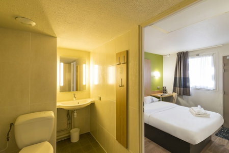 B&B HOTEL Auxerre Bourgogne, Moneteau, France