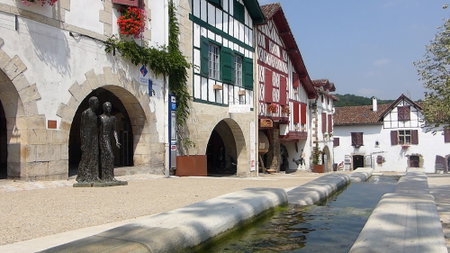Les Collines Iduki, La Bastide-Clairence, France