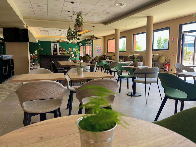 ibis budget Saint Martin de Crau Porte de Camargue, Saint-Martin-de-Crau, France
