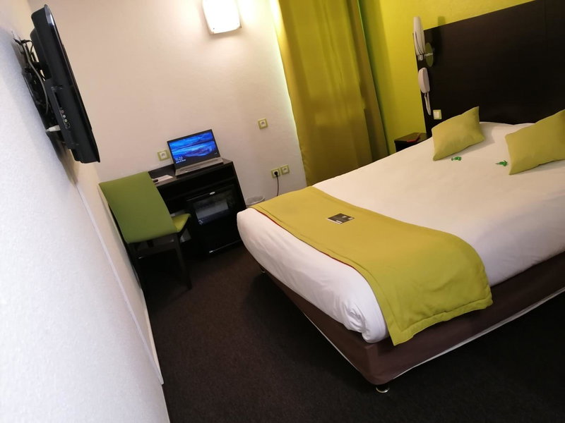 Enzo Hotels Vierzon by Kyriad Direct, Vierzon, France