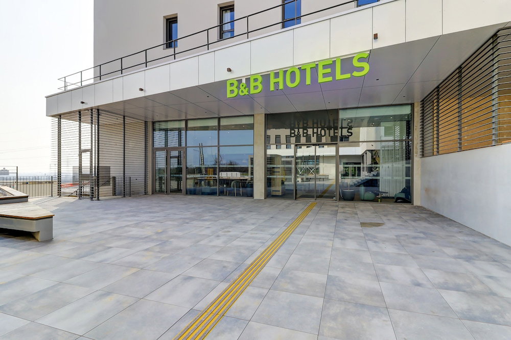 B&B HOTEL Dijon Valmy Toison d'Or, France