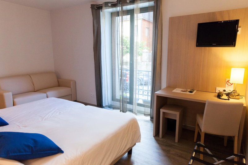 Hotel De La Gare, Quimper, France