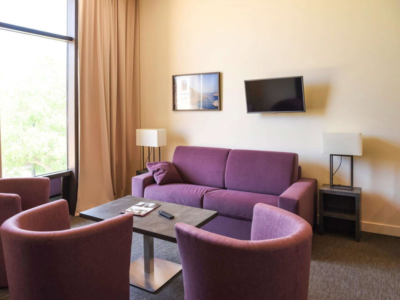 Mercure Aix-En-Provence Sainte-Victoire, Châteauneuf-le-Rouge, Francia