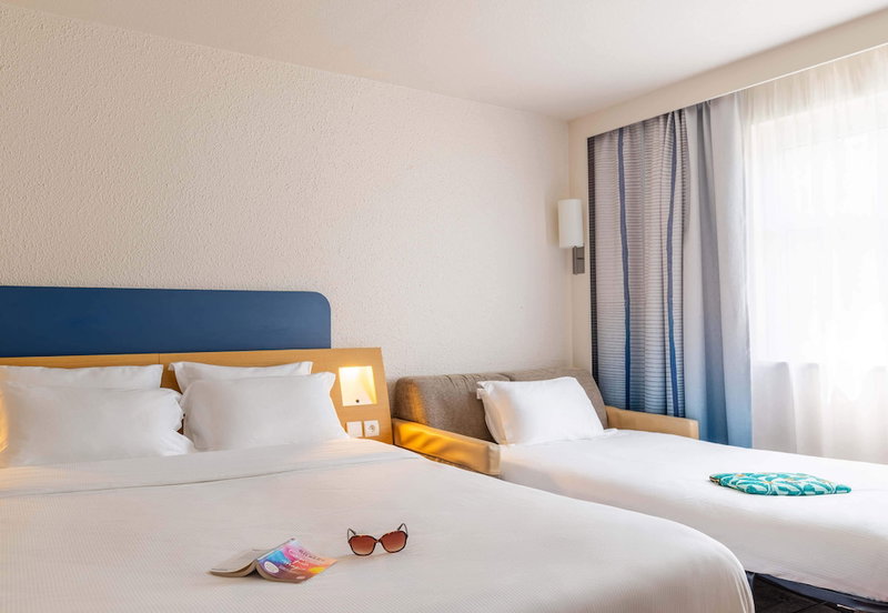 B&B HOTEL Lyon Nord, Dardilly, France