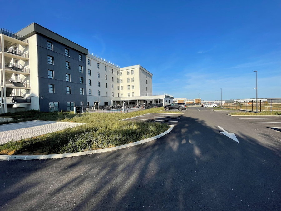 Holiday Inn Dijon Sud Longvic by IHG, Longvic, France