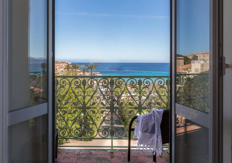 Langley Resort Napoléon Bonaparte, LʼÎle-Rousse, France