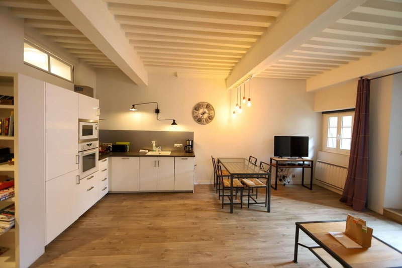 55 m2 Apart with big terrace in Annecy downtown, Annecy, France