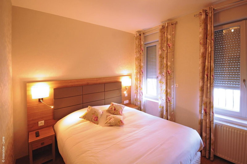 Logis Hôtel & Appartements Le Florence, Saint-Quentin, France