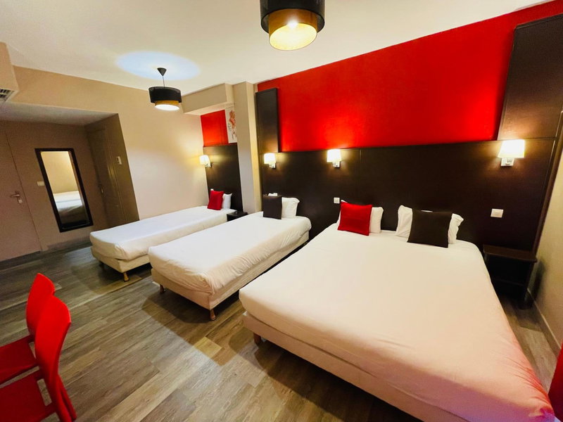 Hôtel Restaurant Kyriad Direct DIJON NORD - Zenith - Toison d'Or, Dijon, France
