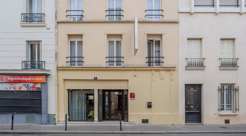 Hotel La Perle Montparnasse, Paris, France