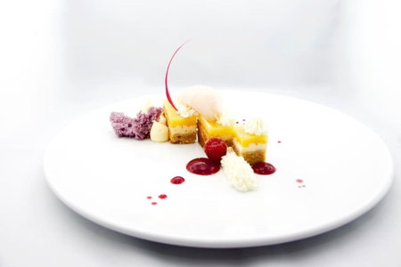 Hotel Restaurant L'Esturgeon, Poissy, France