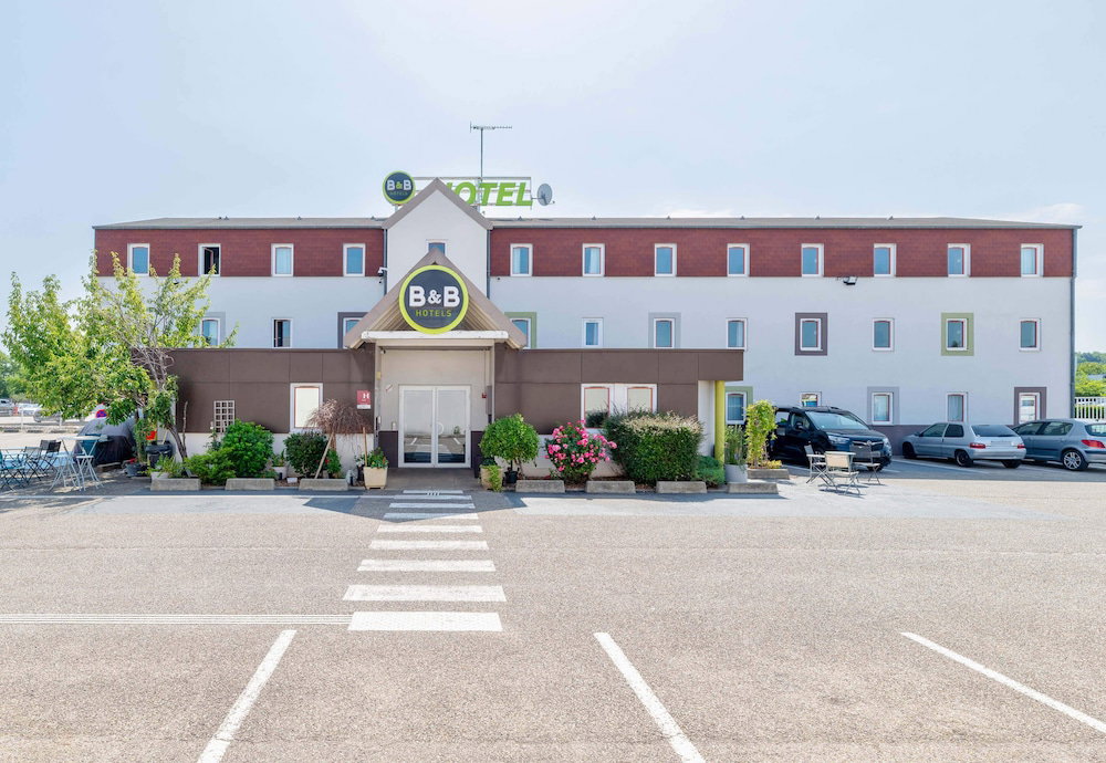 B&B HOTEL LYON St Bonnet Mi-Plaine, France