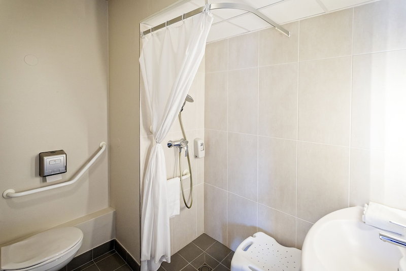 B&B HOTEL LYON St Bonnet Mi-Plaine, Saint-Bonnet-de-Mure, France