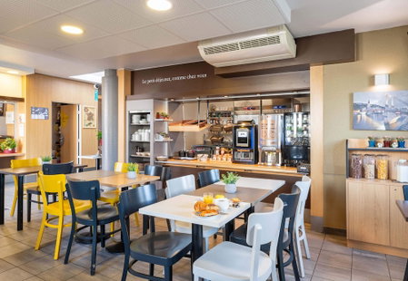 B&B HOTEL LYON St Bonnet Mi-Plaine, Saint-Bonnet-de-Mure, France
