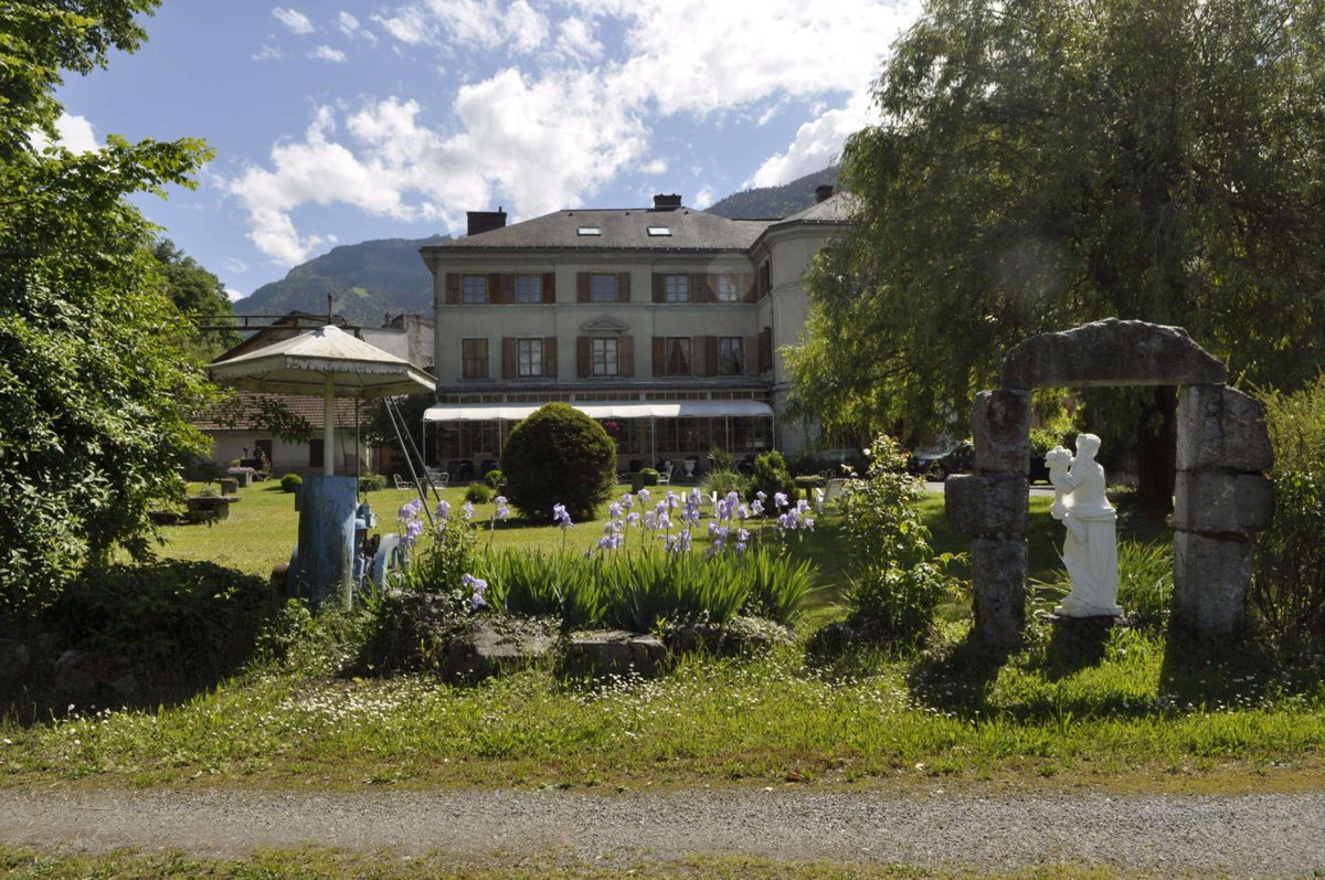 Hotel · Hotel Du Parc - Manoir Du Baron Blanc, Faverges