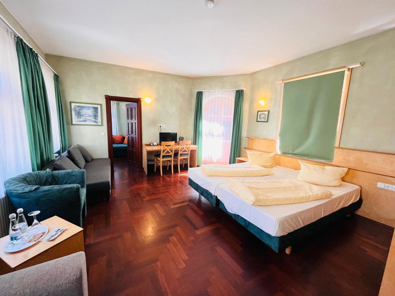 Hotel Hoepfner Burghof, Karlsruhe, Germany