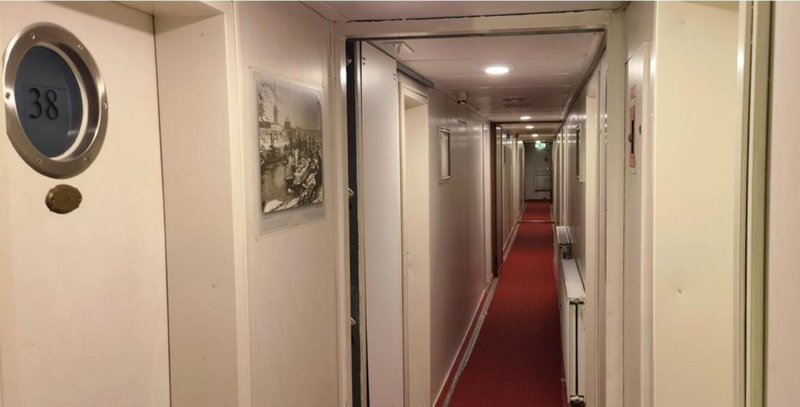 Shipotel-Berlin GmbH, Shipotel Eastern & Shipotel Western, Berlin, Germany