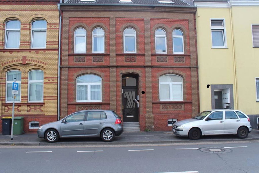 Liverpool · CHILLINGHOUSE # 8, ICE 3 Min. NETFLIX, Siegburg, Germany