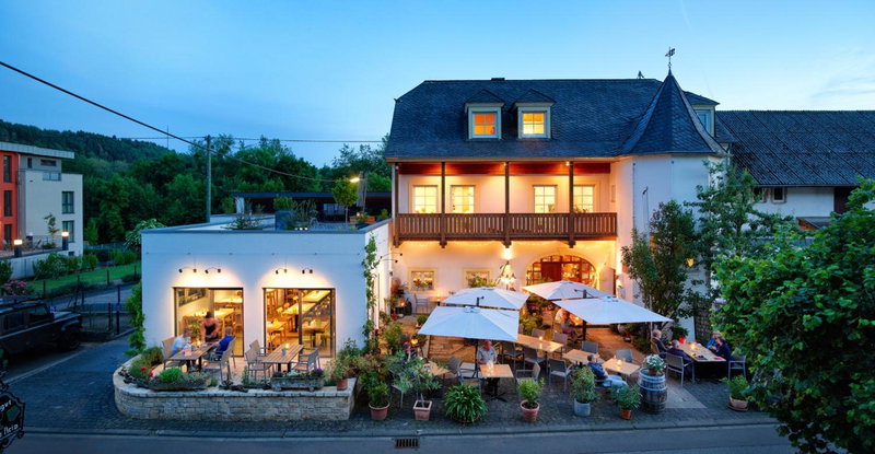Johannishof Wein-Café & Gästehaus, Mesenich, Germany